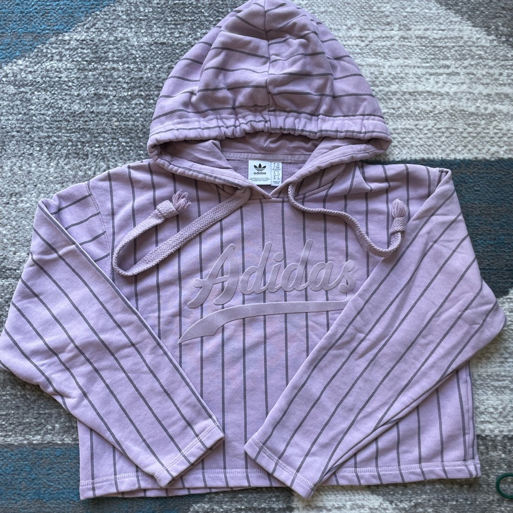 Adidas oversized cropped hoodie size XXS but fits like size S